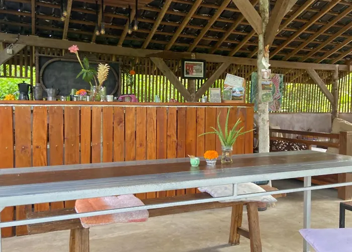 North Bali Eco Nature Retreat Farm stay Gobleg (Bali)