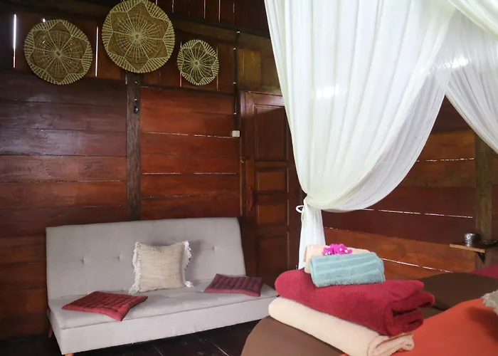 North Bali Eco Nature Retreat Farm stay Gobleg (Bali)