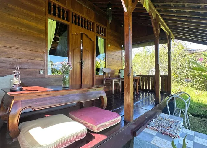 North Bali Eco Nature Retreat Farm stay *